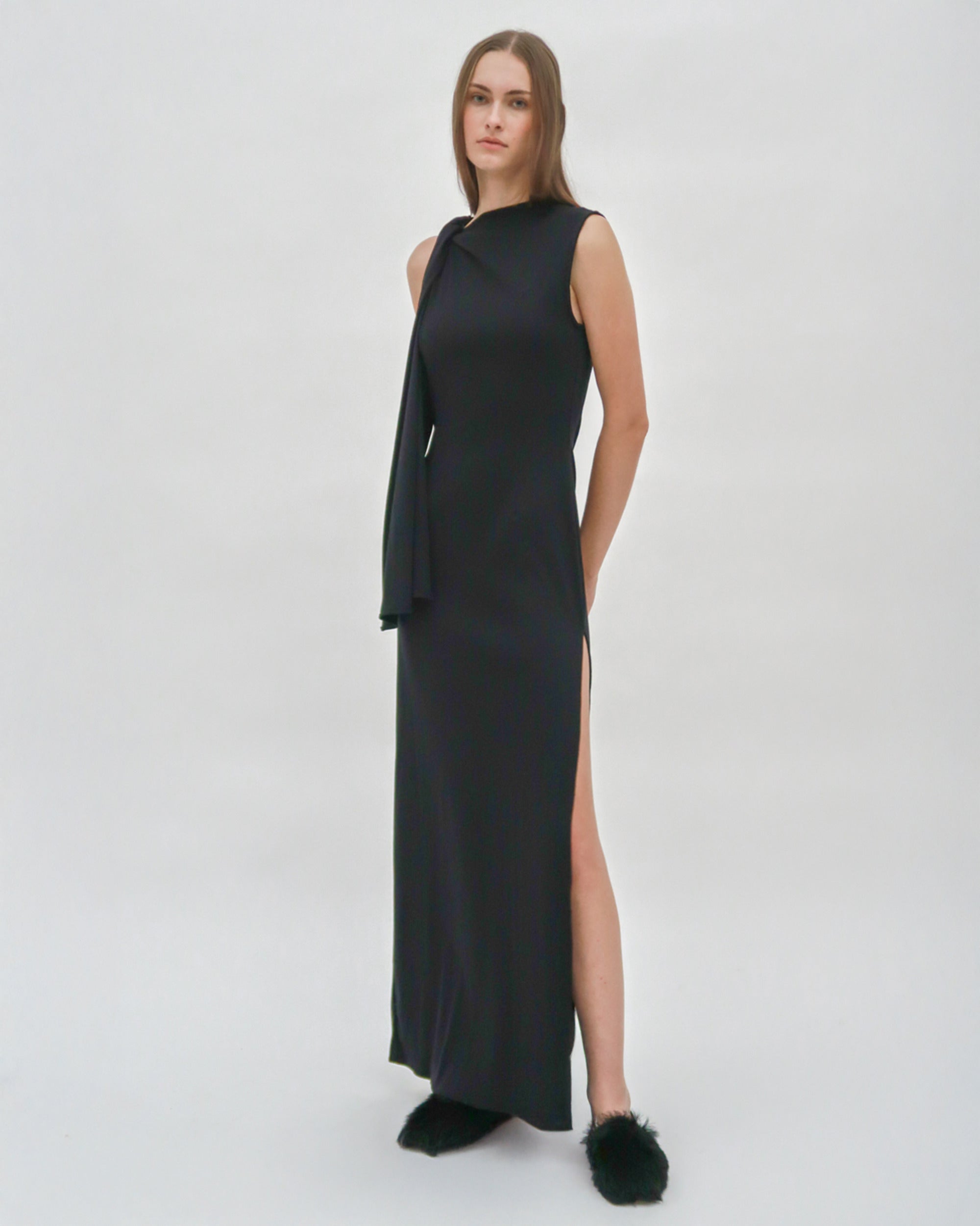 cape back maxi dress Premiere | MINT Boat-Neck Maxi Dress With Cape-Sleeves And Open-Back