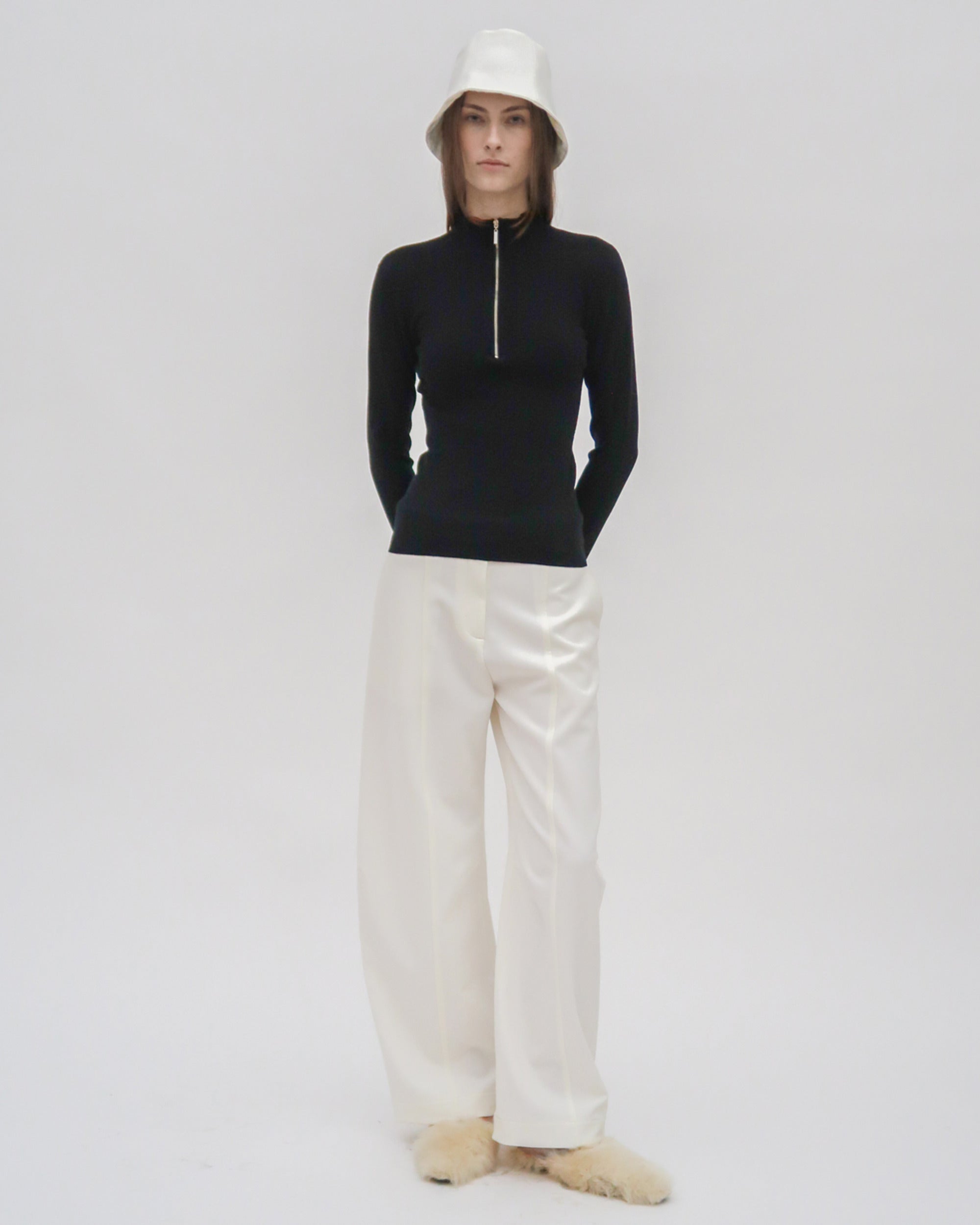 RIBBED ZIP UP TURTLENECK SWEATER – Rosetta Getty