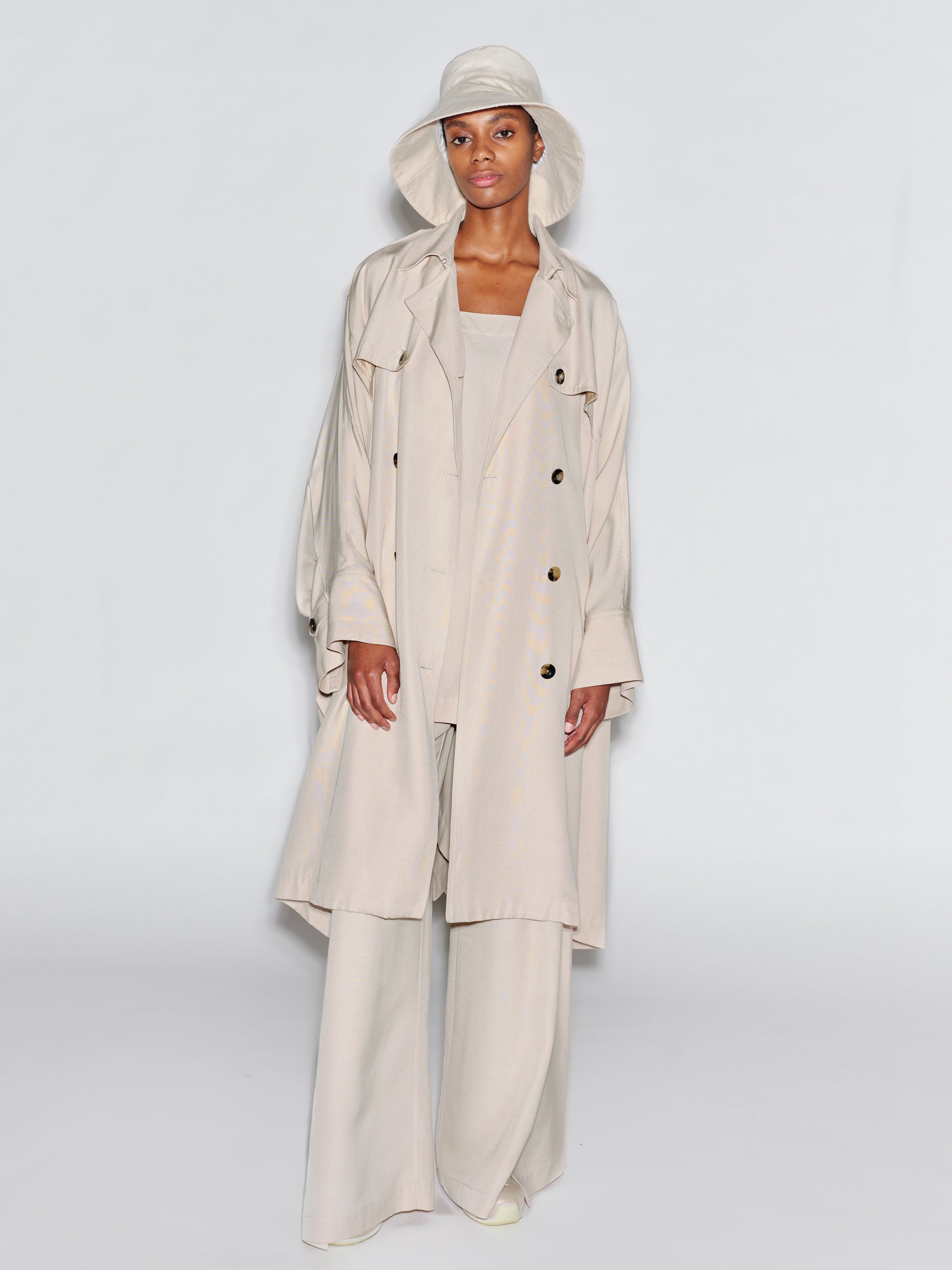 ローブブラン　Belted Chester coat ベージュ Belted Chester coat – L'AUBE BLANC