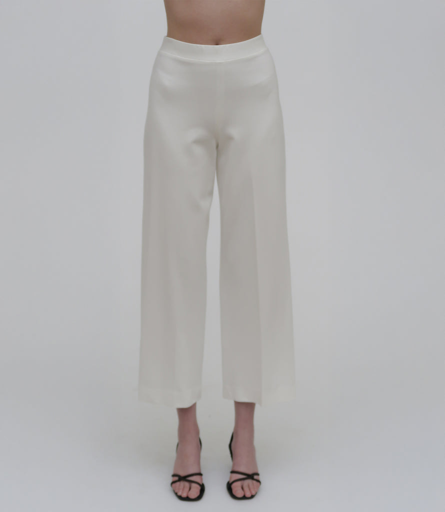 Pull On Cropped Straight Pant