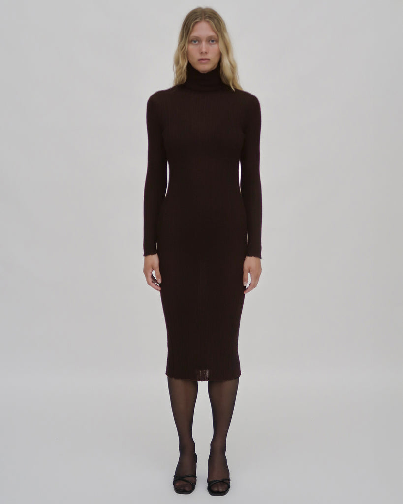 PLISSE TURTLENECK DRESS